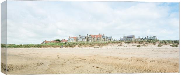 Alnmouth Northumberland  Canvas Print by Jean Gill