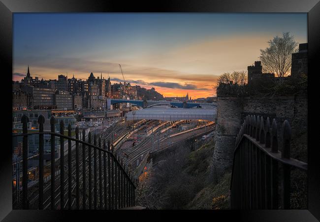 The Waverley at sunset Framed Print by Miles Gray