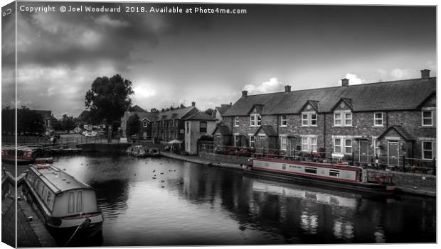 Brecon & Monmouth canal Canvas Print by Joel Woodward