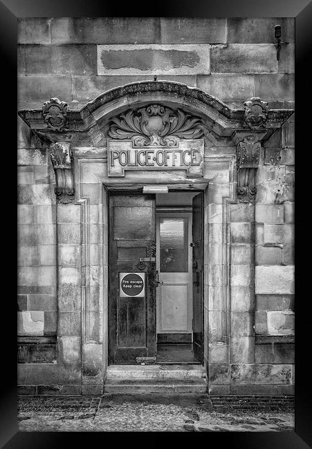 Clydebank Former Police Station Entrance Mono Framed Print by Antony McAulay