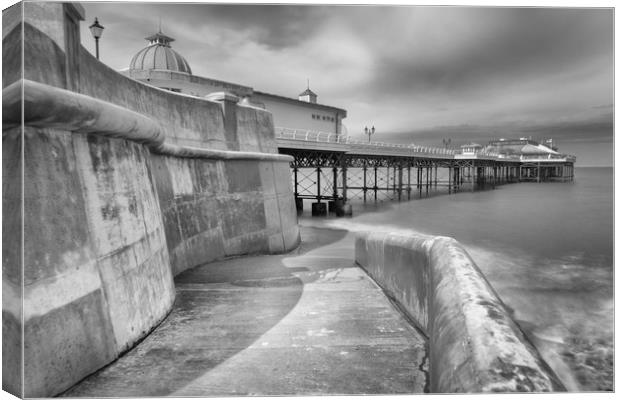 Cromer Pier Canvas Print by K7 Photography