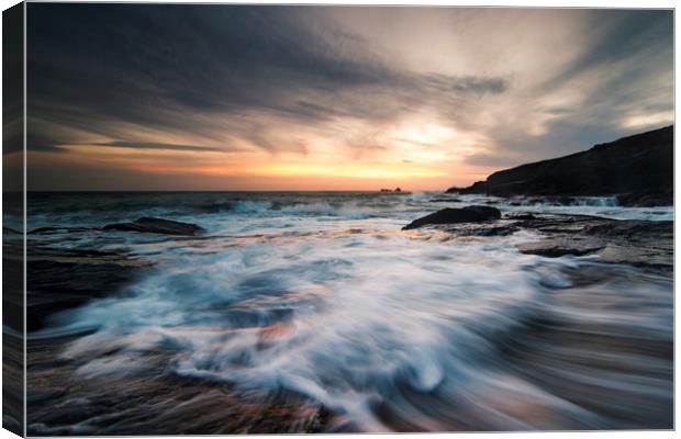 A Cornish Sunset Canvas Print by mark leader