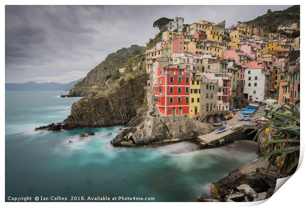 A Long Look at Riomaggiore Print by Ian Collins