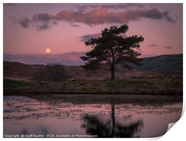 Full moon setting at sunrise in The Lake District Print by Geoff Beattie
