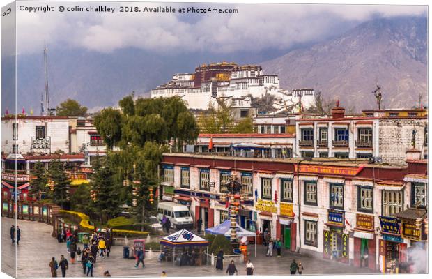 Potala Palace from the Jokhang Temple in Lhasa Canvas Print by colin chalkley