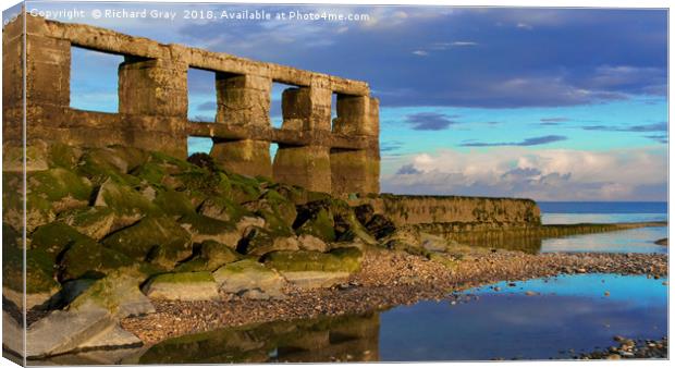 Sea Wall Ruins at Dusk, Winchelsea, East Sussex Canvas Print by Richard Gray