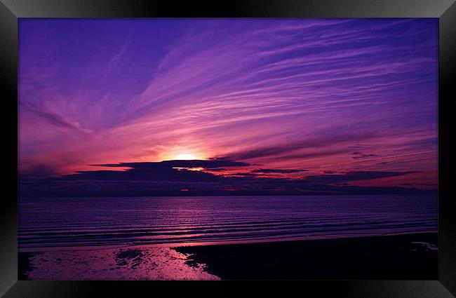 Abstract Sunset Framed Print by Simon H