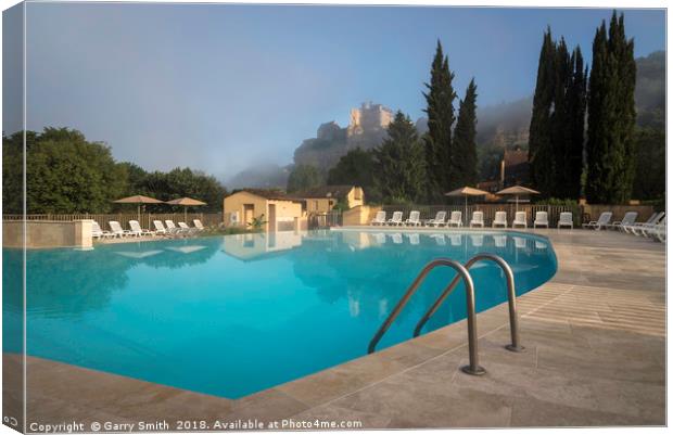 The Pool at Le Capeyrou, Beynac. Canvas Print by Garry Smith