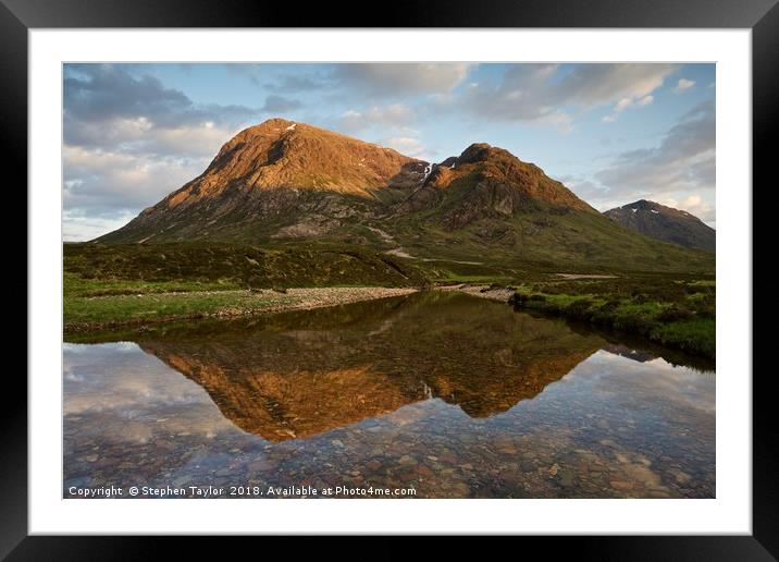 The Last of the Light in Glencoe Framed Mounted Print by Stephen Taylor