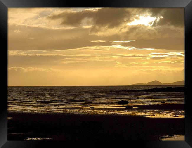 Ardrossan North Shore At Sunset Framed Print by Paul Gibson
