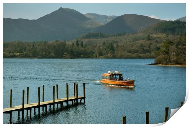 Lady Derwentwater sailing in to Keswick Print by graham young