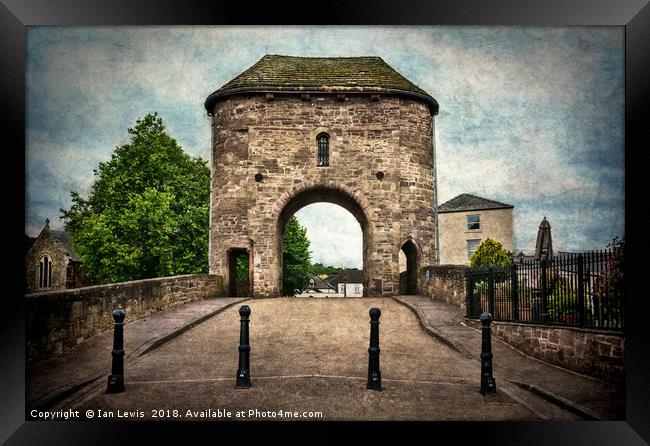 The Bridge At Monmouth Framed Print by Ian Lewis