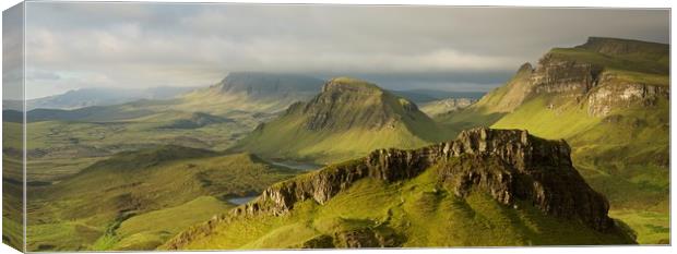 Sunrise on the Quiraing Canvas Print by Stephen Taylor