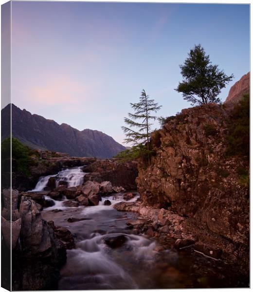 Sunset in Glencoe Canvas Print by Stephen Taylor