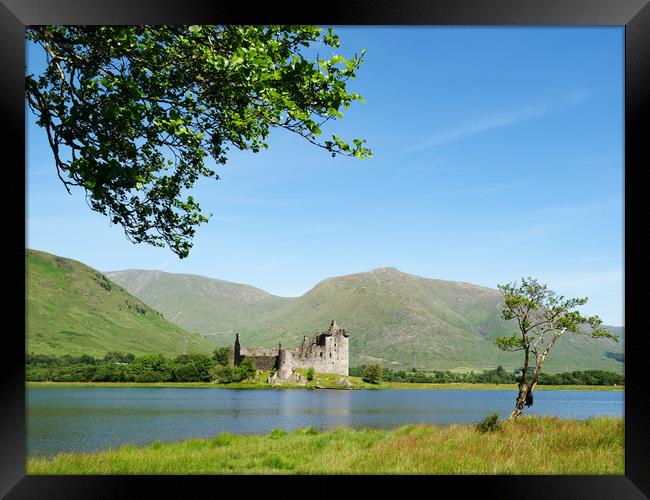Loch Awe and Kilchurn Castle. Framed Print by Tommy Dickson