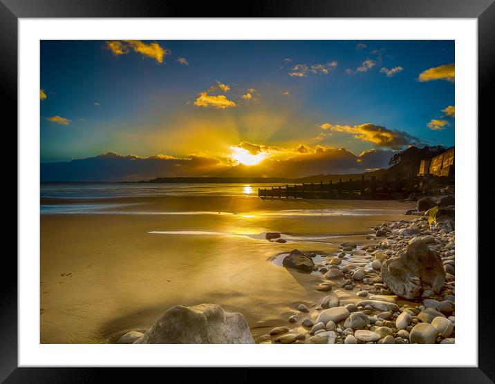 A Winter Sunset at Amroth Beach. Framed Mounted Print by Colin Allen