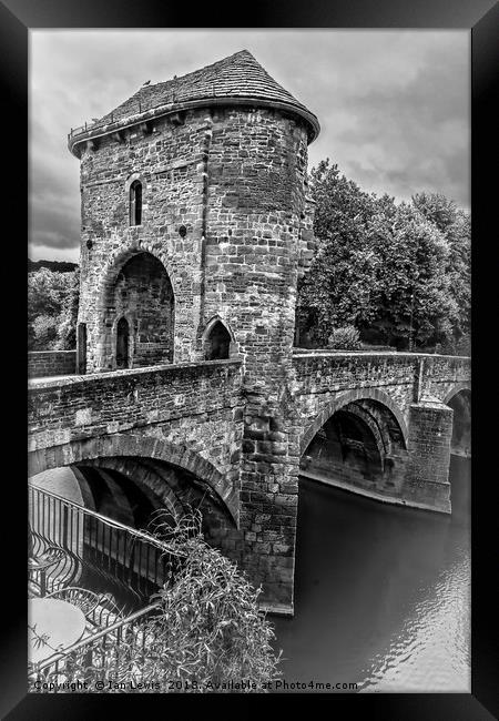The Gateway To Monmouth Framed Print by Ian Lewis