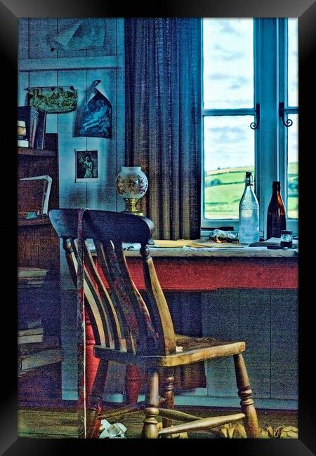 Dylan Thomas Writing Shed 1 Framed Print by Steve Purnell