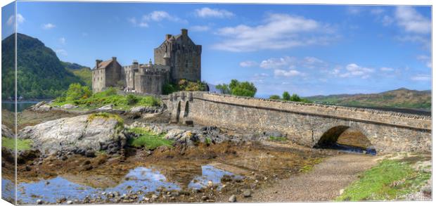 Eilean Donan Castle in Scotland Canvas Print by Philip Brown