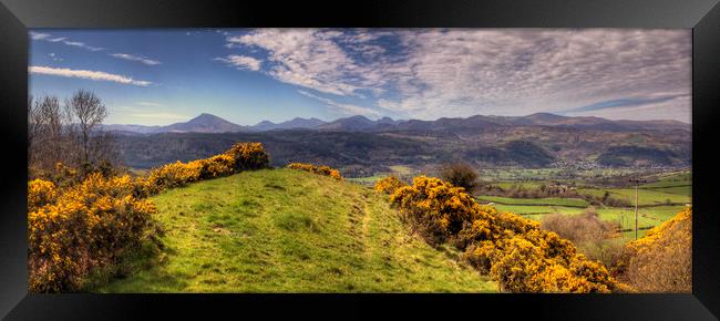 Snowdonia, The Picnic Spot of Dreams - Panorama Framed Print by Philip Brown