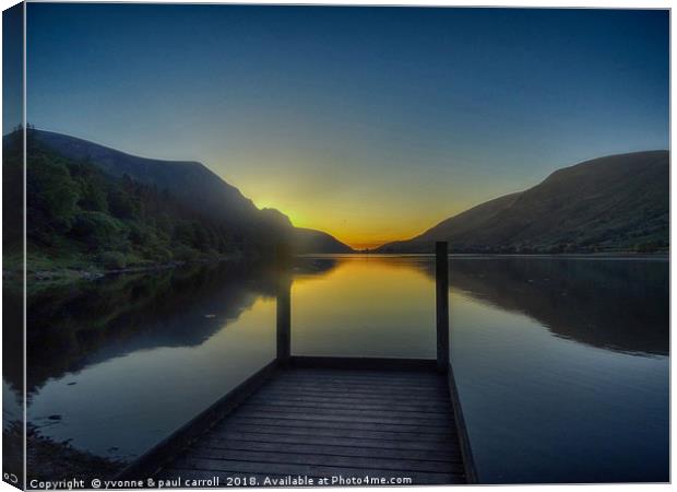 Sunset over Cwellyn Lake, Snowdonia national park Canvas Print by yvonne & paul carroll