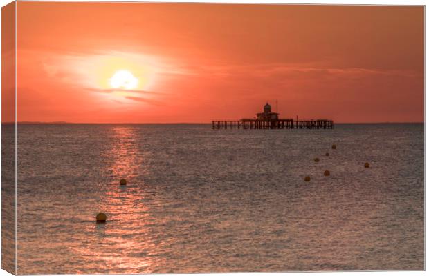 Herne Bay Sunset Canvas Print by Ian Hufton