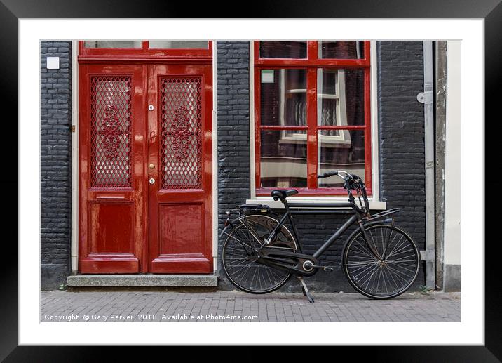 The red door Framed Mounted Print by Gary Parker