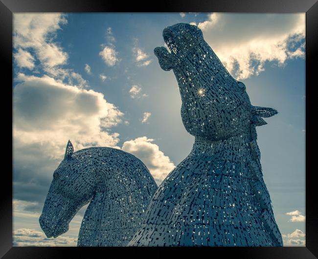The Kelpies Framed Print by Duncan Loraine