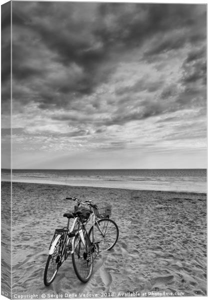 bicycles on the beach Canvas Print by Sergio Delle Vedove