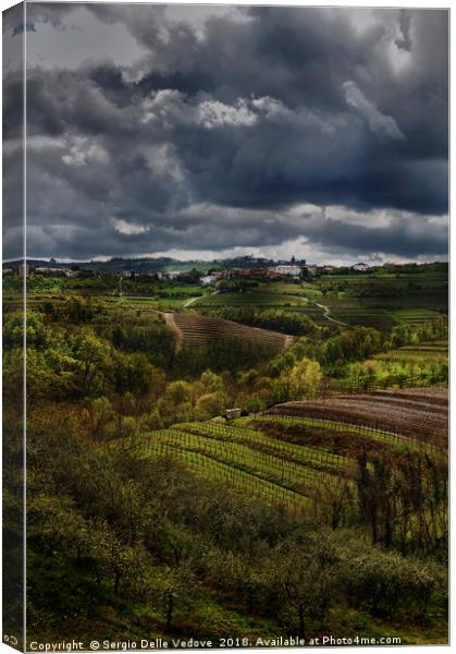 The thunderstorm over the hills Canvas Print by Sergio Delle Vedove