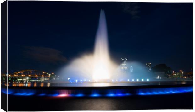 Point State Park Fountain in downtown Pittsburgh a Canvas Print by Steve Heap