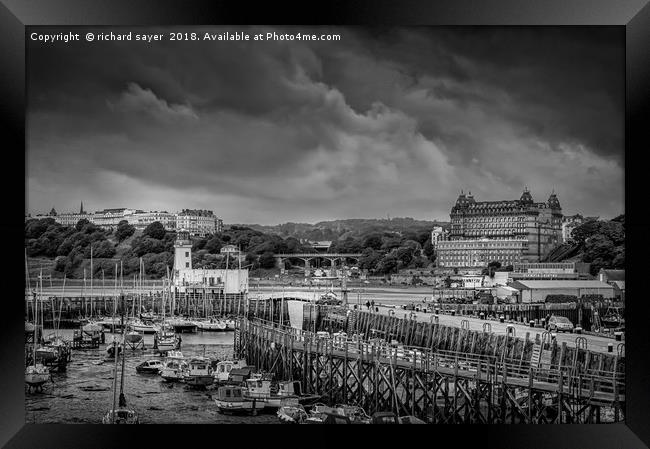 South Bay Scarborough Framed Print by richard sayer