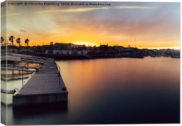Idyllic sunset at marina in Cascais, Portugal Canvas Print by Alexandre Rotenberg