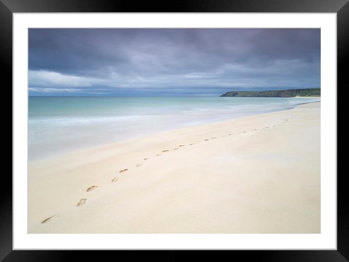 North Tolsta beach, Lewis and Harris  Framed Mounted Print by Robert McCristall