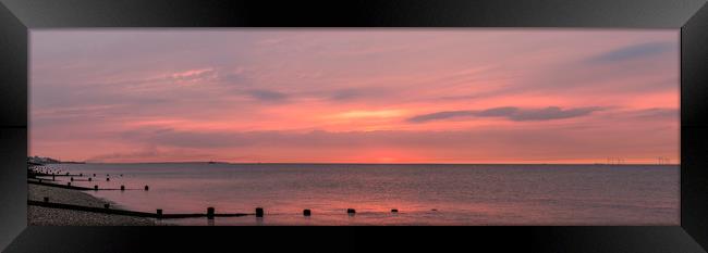 Kent coast sunset Framed Print by Robin Lee