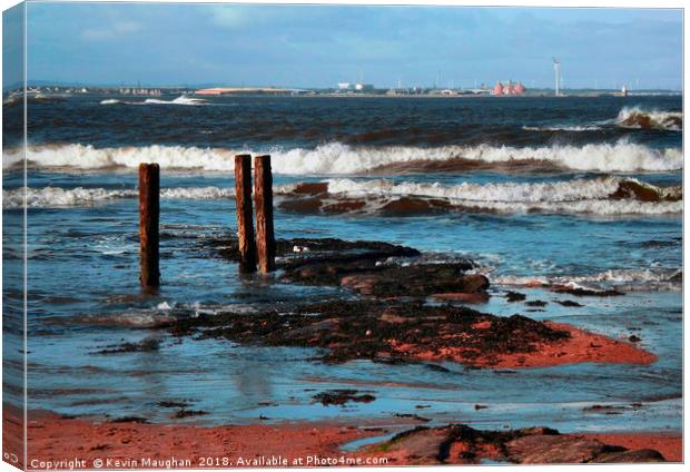 The Sea At Whitley Bay Canvas Print by Kevin Maughan