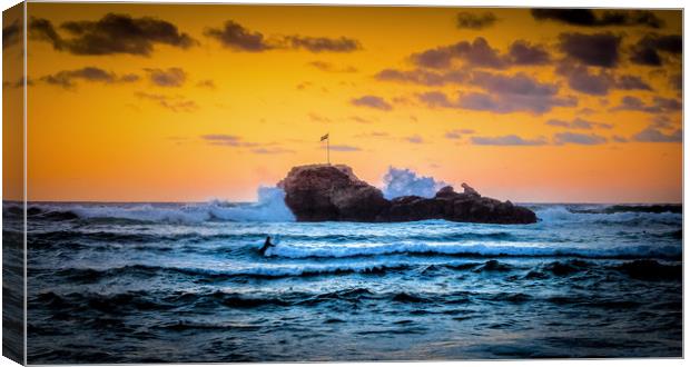 High Tide Surf Canvas Print by Mike Lanning