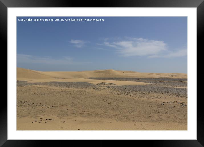 Sand dunes in Maspalomas. Gran Canaria. Spain. Framed Mounted Print by Mark Roper