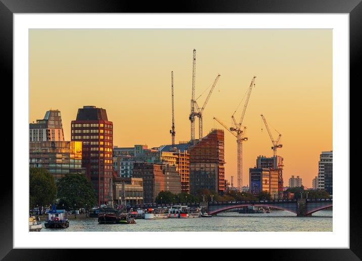 London at sunrise   Framed Mounted Print by chris smith