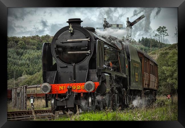 Repton,  4-4-0, Locomotive 926  on NYMR Framed Print by Rob Lester