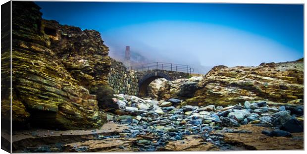 Misty Trevellas Morning Canvas Print by Mike Lanning