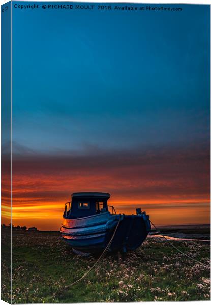 Sunset at Penclawdd Canvas Print by RICHARD MOULT