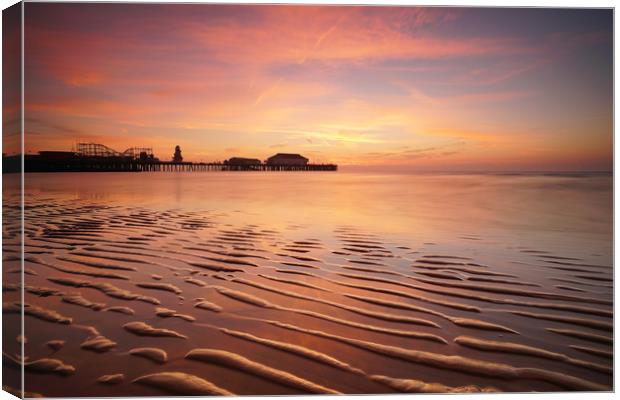 Clacton on Sea Lines in the Sand Canvas Print by Rob Woolf