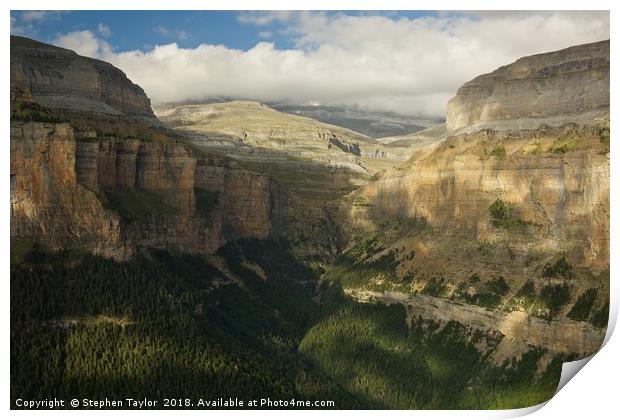 The Oredsa Valley Print by Stephen Taylor