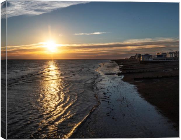 Sunset In Worthing Canvas Print by Clive Eariss