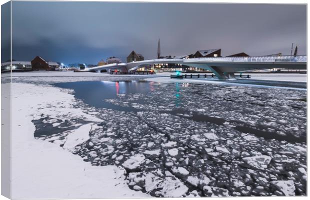 Frozen canal near Inderhavnsbroen bridge Canvas Print by Dalius Baranauskas
