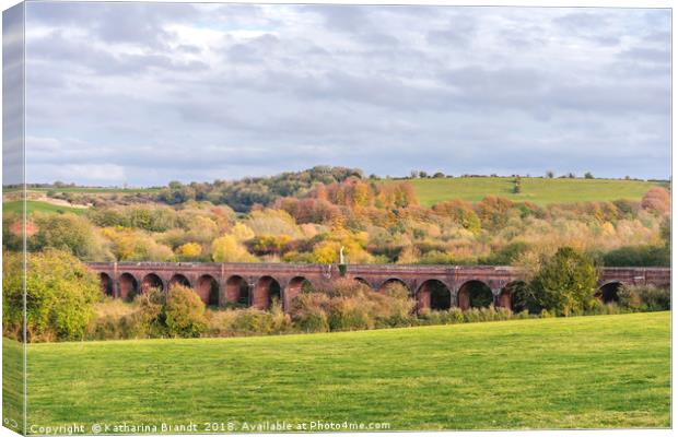 Hockley Viaduct in Hampshire, UK Canvas Print by KB Photo