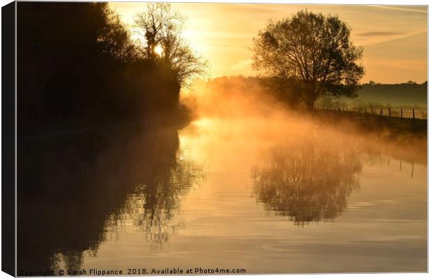 Early morning along the Kennet & avon canal. Canvas Print by Sarah Flippance