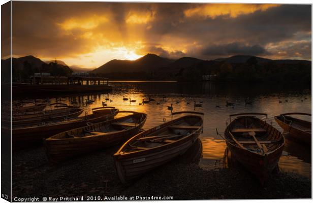 Sunset Over Derwentwater Canvas Print by Ray Pritchard