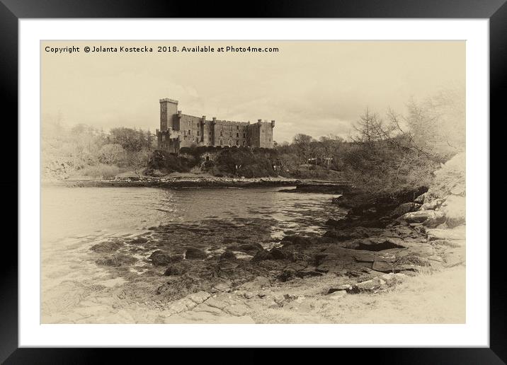 Dunvegan castle, Isle of Skye Framed Mounted Print by Jolanta Kostecka